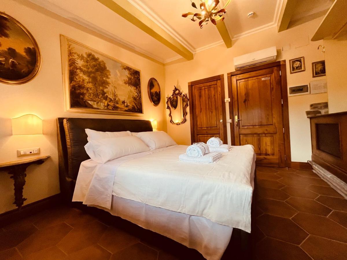 Hotel La Vecchia Torre Roma Esterno foto